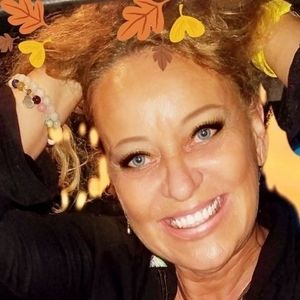 Meet your Posher, Monika